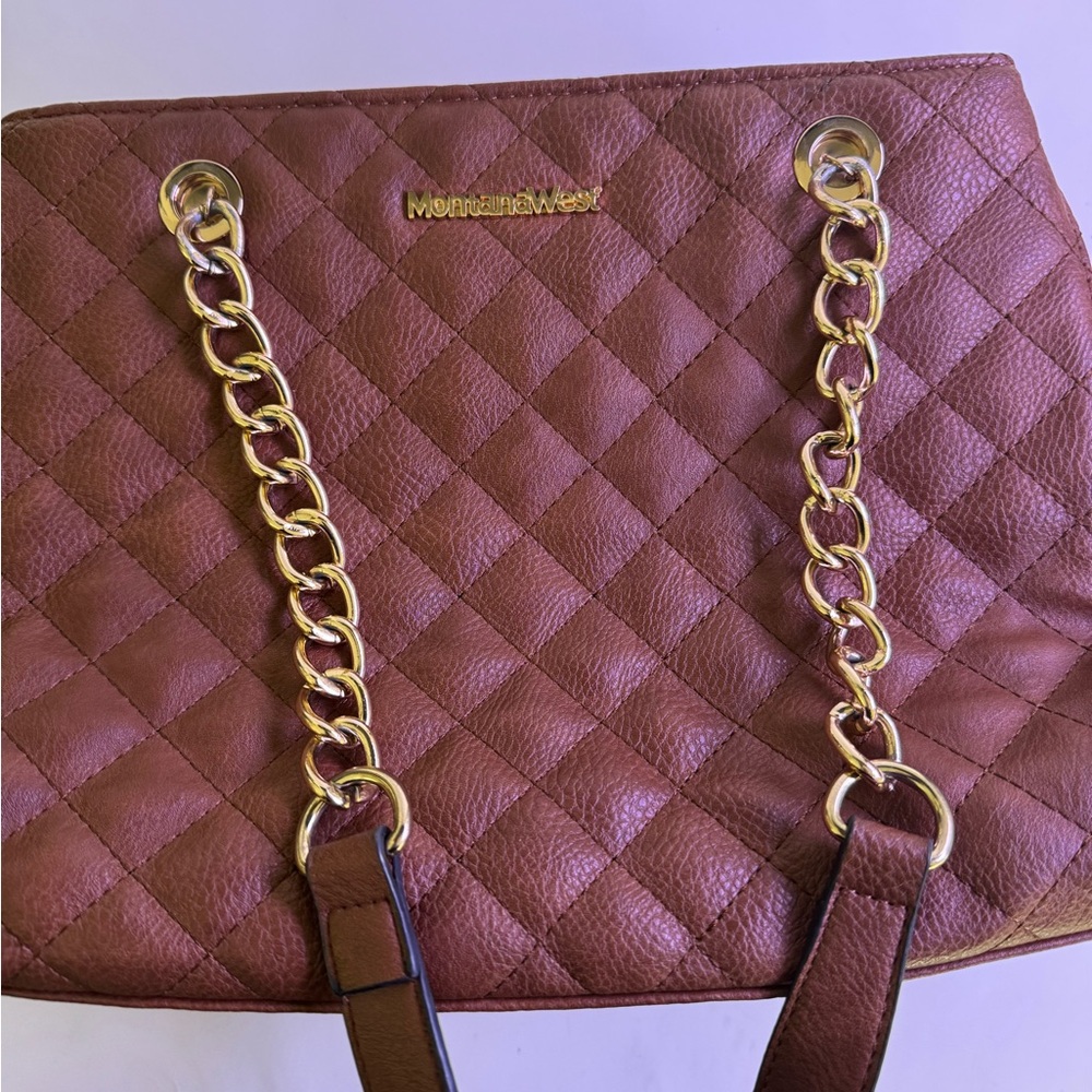 Montainawest very nice purse